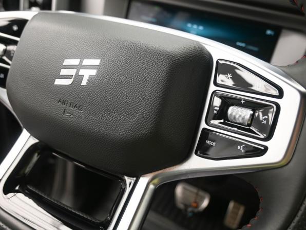 JETOUR T2 с пробегом 2024 года, цена 3 280 000 рублей, 54000 км, внедорожник, Автокод Объявления