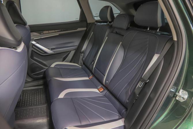 Geely Atlas II с пробегом 2024 года, цена 2 999 000 рублей, 38000 км, внедорожник, Автокод Объявления