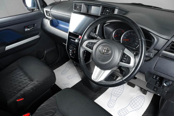 Toyota Roomy I с пробегом 2020 года, цена 1 379 000 рублей, 77358 км, микровэн, Автокод Объявления