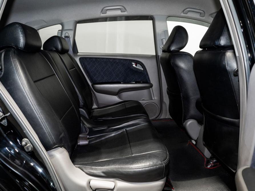 Honda Stream II Рестайлинг Чита  - изображение 6