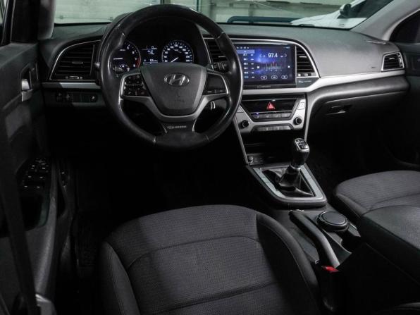 Hyundai Elantra VI (AD) с пробегом 2017 года, цена 1 238 000 рублей, 184750 км, седан, Автокод Объявления