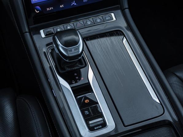 Hongqi H5 II с пробегом 2023 года, цена 2 909 000 рублей, 74605 км, седан, Автокод Объявления