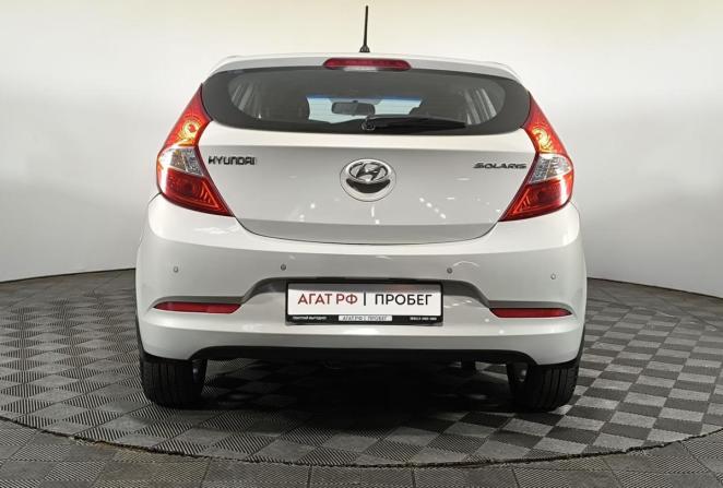 Hyundai Solaris I Рестайлинг с пробегом 2015 года, цена 879 000 рублей, 182544 км, хэтчбек, Автокод Объявления