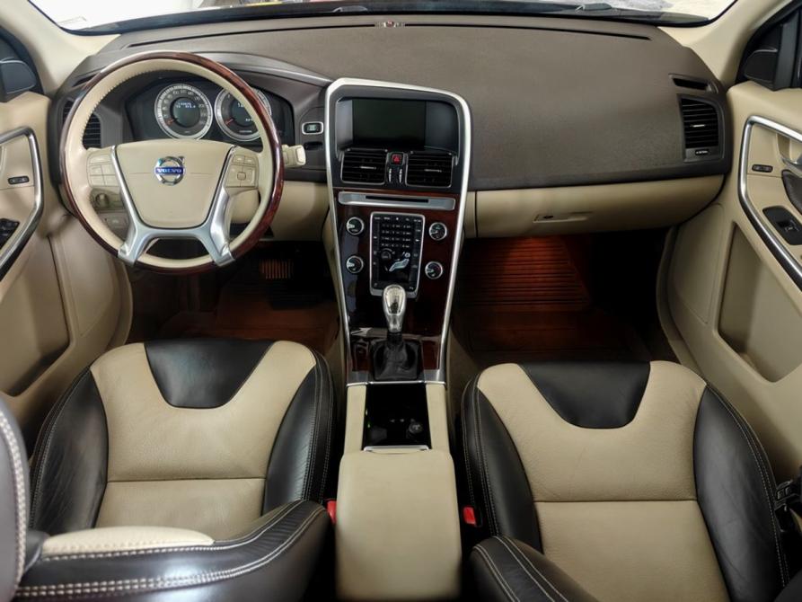Volvo XC60 I Москва  - изображение 11