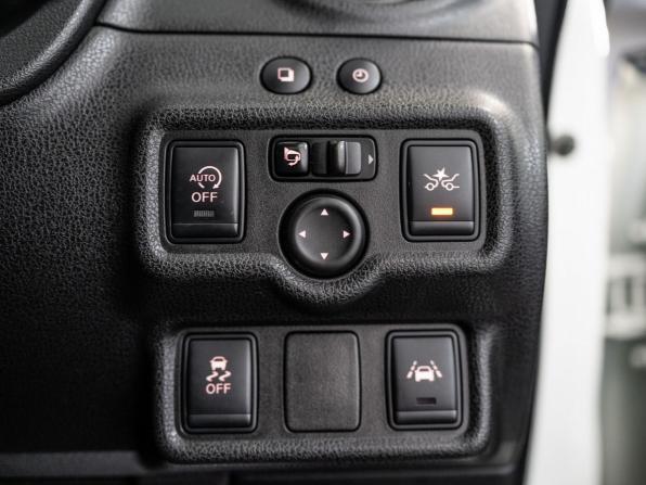 Nissan Note II с пробегом 2015 года, цена 835 500 рублей, 91685 км, хэтчбек, Автокод Объявления