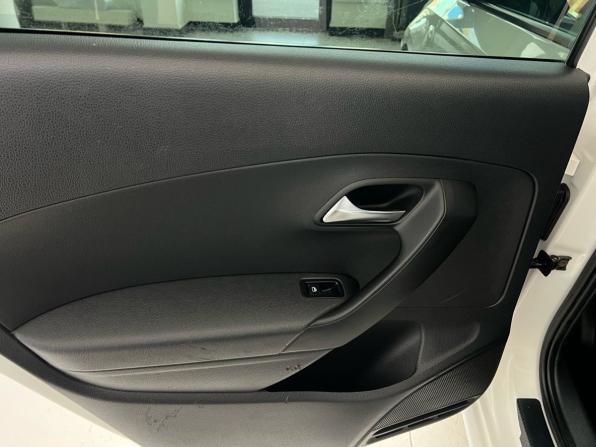 Volkswagen Polo V с пробегом 2013 года, цена 319 000 рублей, 477743 км, седан, Автокод Объявления