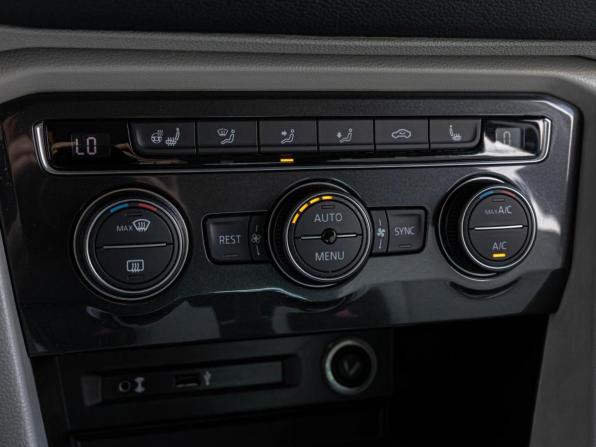 Volkswagen Tiguan II с пробегом 2017 года, цена 2 299 000 рублей, 153944 км, внедорожник, Автокод Объявления