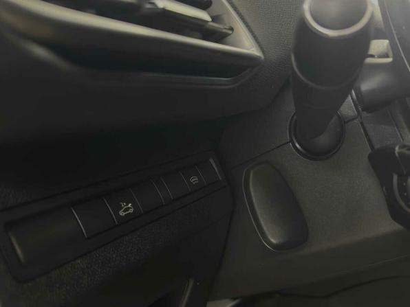 Peugeot 5008 II с пробегом 2018 года, цена 2 000 000 рублей, 79609 км, внедорожник, Автокод Объявления