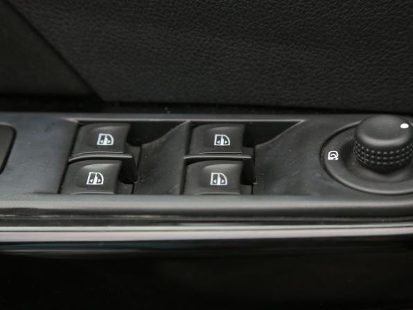 Renault Kaptur I с пробегом 2019 года, цена 1 292 000 рублей, 96600 км, внедорожник, Автокод Объявления