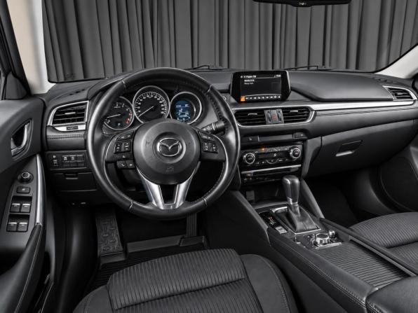 Mazda 6 III (GJ) Рестайлинг с пробегом 2016 года, цена 1 615 000 рублей, 132208 км, седан, Автокод Объявления