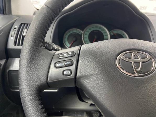 Toyota Corolla Verso I Рестайлинг 2 с пробегом 2008 года, цена 820 000 рублей, 133300 км, минивэн, Автокод Объявления