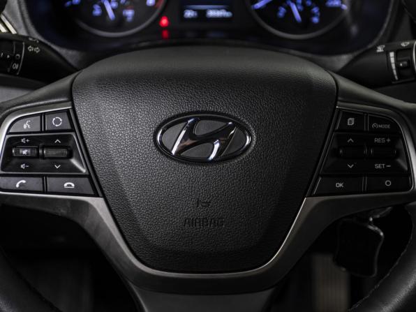 Hyundai Solaris II Рестайлинг с пробегом 2021 года, цена 1 998 000 рублей, 38366 км, седан, Автокод Объявления