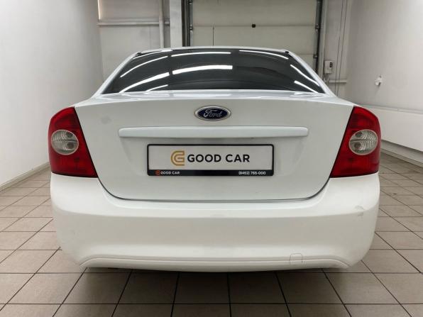 Ford Focus II Рестайлинг с пробегом 2010 года, цена 549 000 рублей, 187994 км, седан, Автокод Объявления