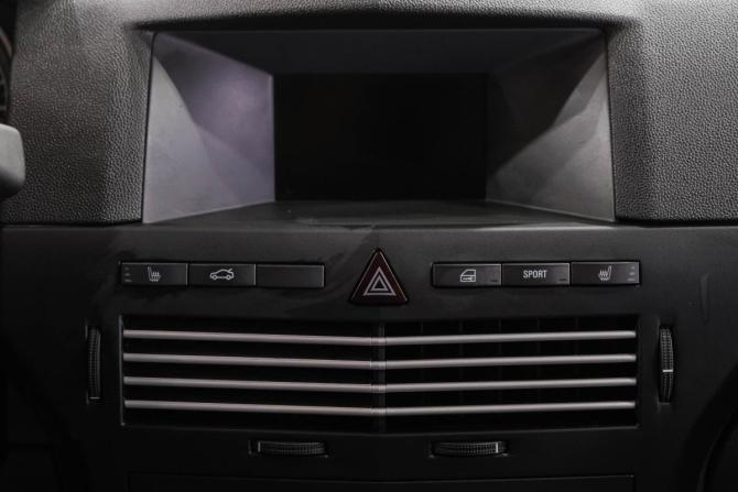 Opel Astra H Рестайлинг с пробегом 2010 года, цена 749 000 рублей, 163000 км, седан, Автокод Объявления