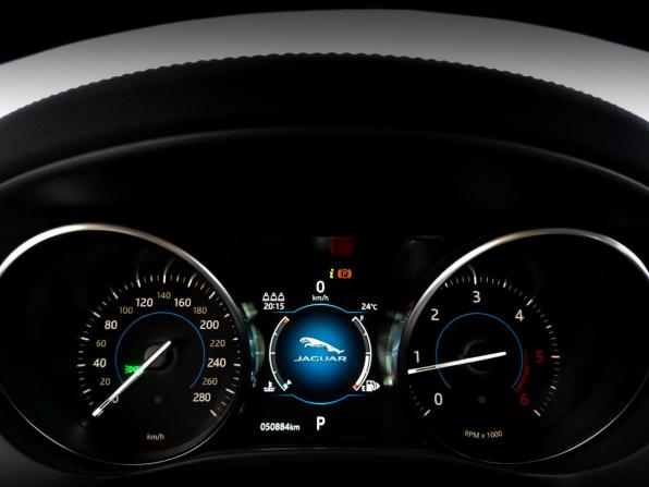 Jaguar F-Pace I с пробегом 2019 года, цена 3 759 000 рублей, 50880 км, внедорожник, Автокод Объявления