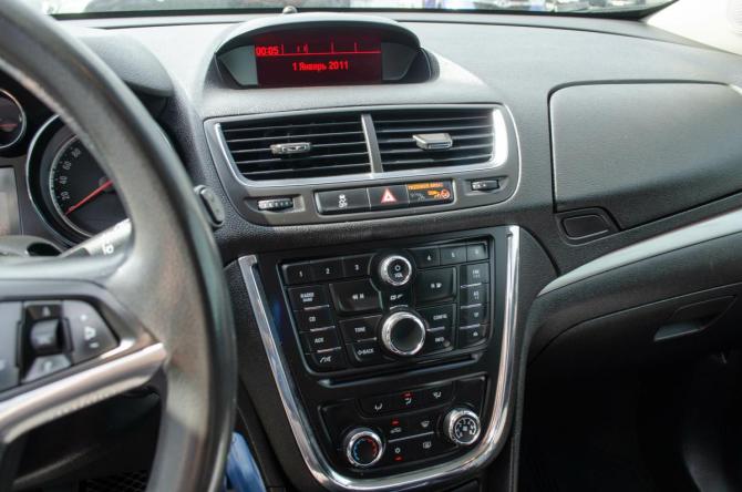 Opel Mokka I с пробегом 2013 года, цена 849 000 рублей, 150000 км, внедорожник, Автокод Объявления