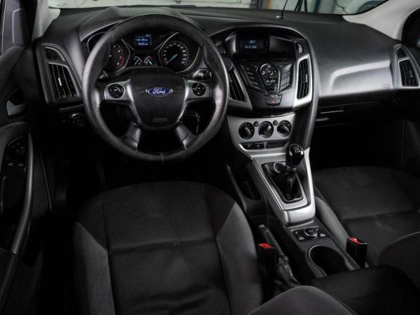 Ford Focus III с пробегом 2013 года, цена 699 000 рублей, 296321 км, универсал, Автокод Объявления