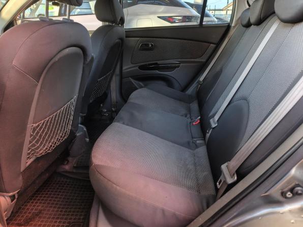 Kia Rio II Рестайлинг с пробегом 2010 года, цена 369 000 рублей, 270000 км, хэтчбек, Автокод Объявления