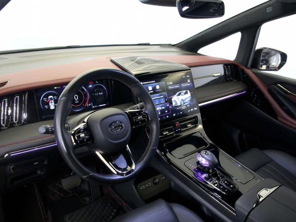 GAC M8 с пробегом 2024 года, цена 4 470 000 рублей, 24077 км, минивэн, Автокод Объявления