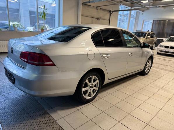 Volkswagen Passat B7 с пробегом 2011 года, цена 989 000 рублей, 192782 км, седан, Автокод Объявления