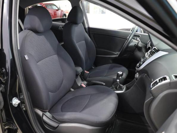 Hyundai Solaris I с пробегом 2012 года, цена 780 000 рублей, 185493 км, седан, Автокод Объявления