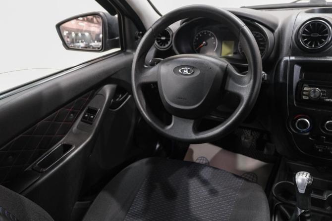 Lada (ВАЗ) Granta I Рестайлинг с пробегом 2015 года, цена 569 000 рублей, 94861 км, седан, Автокод Объявления