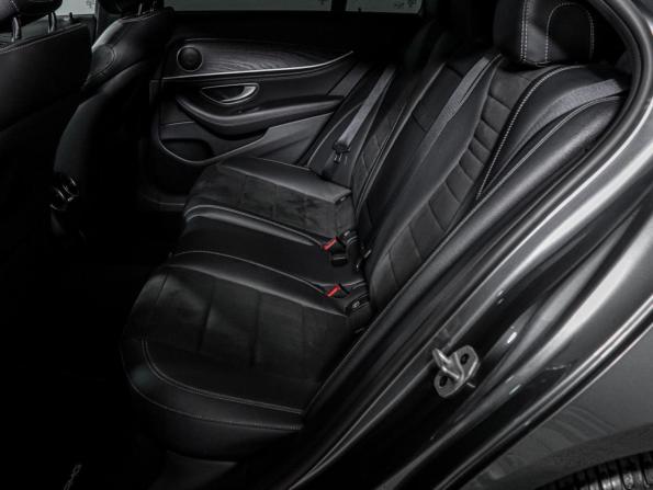 Mercedes-Benz E-Класс V (W213 S213 C238) Рестайлинг с пробегом 2021 года, цена 4 450 000 рублей, 74231 км, седан, Автокод Объявления