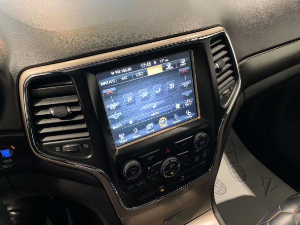Jeep Grand Cherokee IV (WK2) Рестайлинг с пробегом 2013 года, цена 1 799 000 рублей, 185379 км, внедорожник, Автокод Объявления
