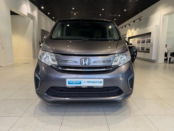 Honda Stepwgn V с пробегом 2017 года, цена 1 861 500 рублей, 127719 км, минивэн, Автокод Объявления