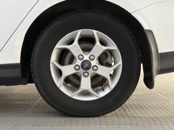 Ford Focus III с пробегом 2012 года, цена 649 000 рублей, 253605 км, универсал, Автокод Объявления