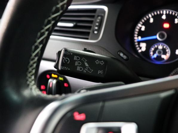Volkswagen Jetta VI с пробегом 2012 года, цена 999 000 рублей, 192100 км, седан, Автокод Объявления