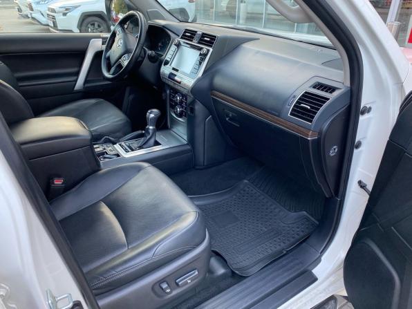Toyota Land Cruiser Prado 150 Series Рестайлинг 3 с пробегом 2020 года, цена 4 850 000 рублей, 278000 км, внедорожник, Автокод Объявления