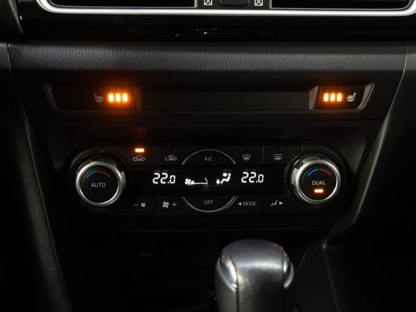 Mazda 3 III (BM) с пробегом 2014 года, цена 1 409 000 рублей, 195000 км, седан, Автокод Объявления
