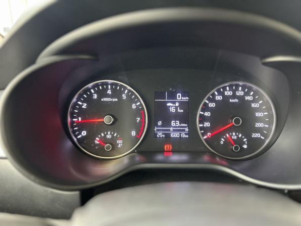 Kia Rio IV с пробегом 2018 года, цена 1 059 000 рублей, 168013 км, седан, Автокод Объявления