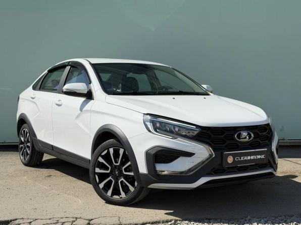 Lada (ВАЗ) Vesta I Рестайлинг (NG) с пробегом 2024 года, цена 1 375 000 рублей, 40222 км, седан, Автокод Объявления