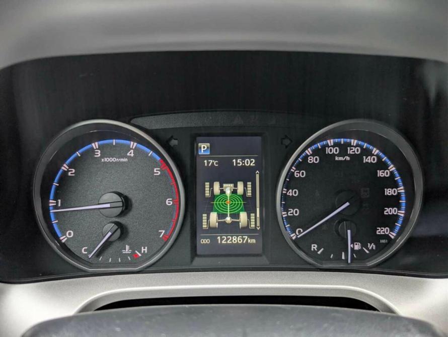 Toyota RAV4 IV (XA40) Рестайлинг Москва  - изображение 13