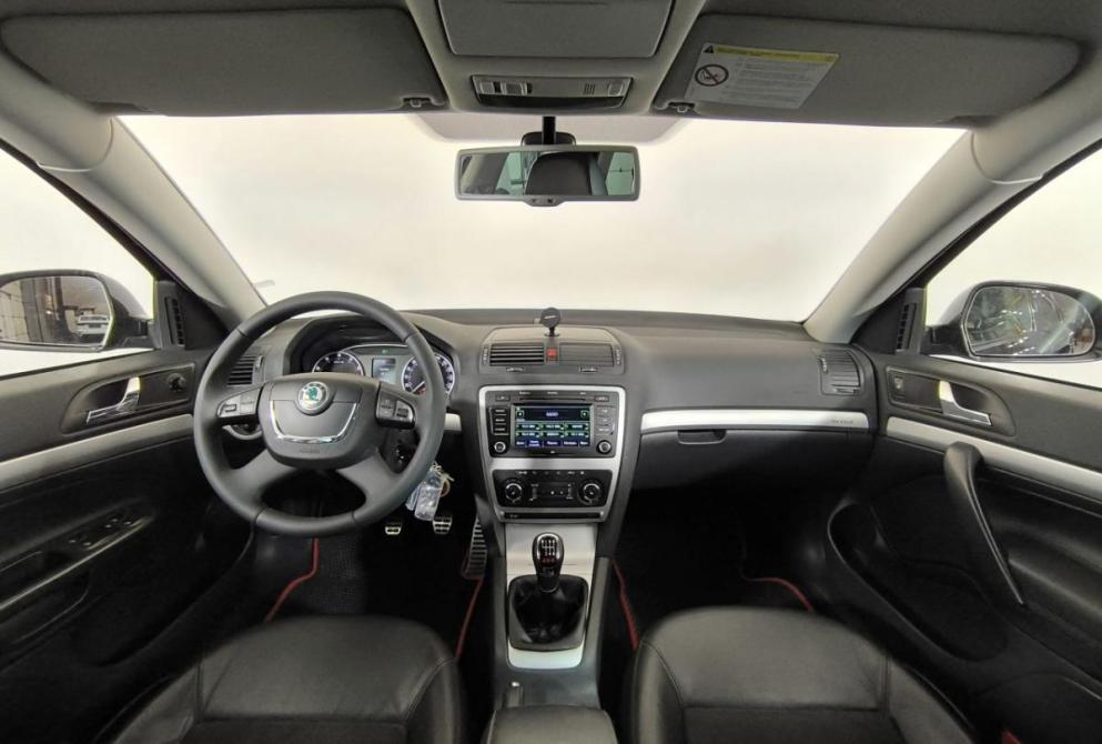 Skoda Octavia II (A5) Рестайлинг Нижний Новгород  - изображение 12