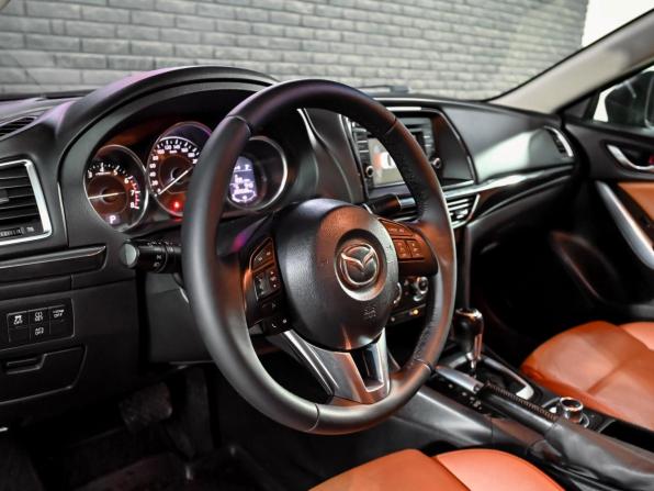 Mazda 6 III (GJ) с пробегом 2014 года, цена 1 550 000 рублей, 209586 км, седан, Автокод Объявления