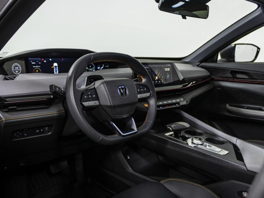 Changan UNI-V I Москва  - изображение 10