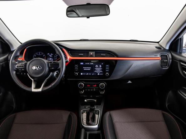 Kia Rio IV Рестайлинг с пробегом 2021 года, цена 1 599 000 рублей, 130738 км, седан, Автокод Объявления