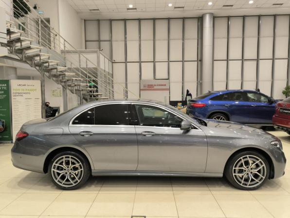 Mercedes-Benz E-Класс V (W213 S213 C238) Рестайлинг с пробегом 2021 года, цена 4 450 000 рублей, 68000 км, седан, Автокод Объявления