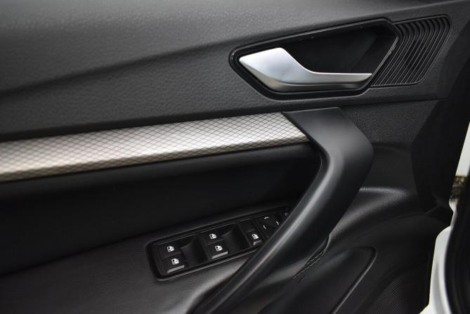 Lada (ВАЗ) Vesta I Рестайлинг (NG) с пробегом 2023 года, цена 1 000 000 рублей, 93632 км, седан, Автокод Объявления