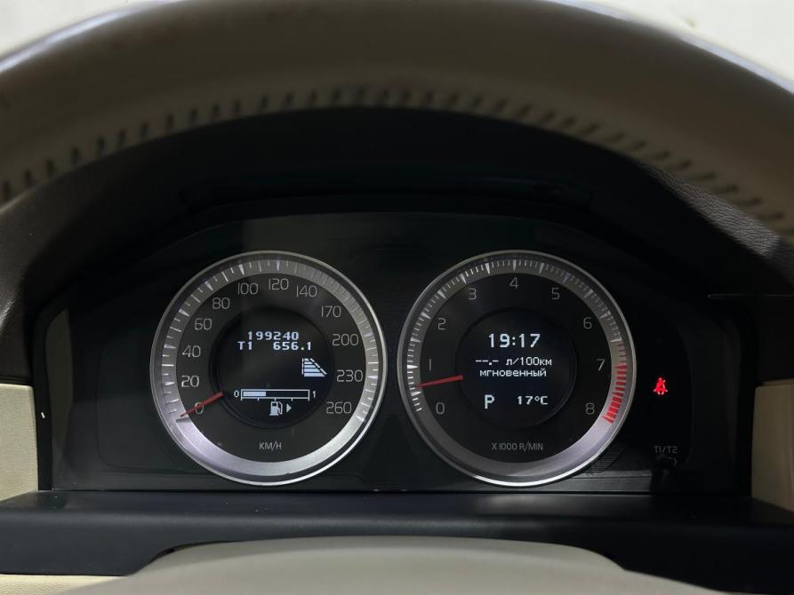 Volvo XC70 II Санкт-Петербург  - изображение 16