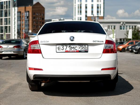 Skoda Octavia III (A7) с пробегом 2015 года, цена 1 399 000 рублей, 135670 км, лифтбек, Автокод Объявления