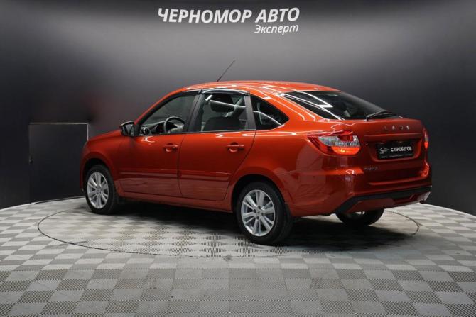 Lada (ВАЗ) Granta I Рестайлинг с пробегом 2019 года, цена 864 444 рубля, 63700 км, хэтчбек, Автокод Объявления