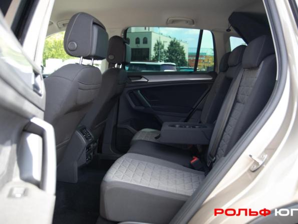Volkswagen Tiguan II Рестайлинг с пробегом 2021 года, цена 3 288 000 рублей, 76513 км, внедорожник, Автокод Объявления
