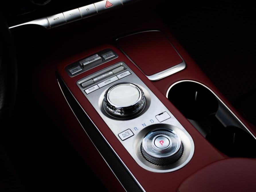 Genesis GV70 I Москва  - изображение 23