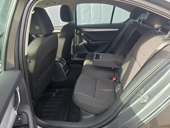 Skoda Octavia III (A7) с пробегом 2015 года, цена 1 990 000 рублей, 62649 км, лифтбек, Автокод Объявления