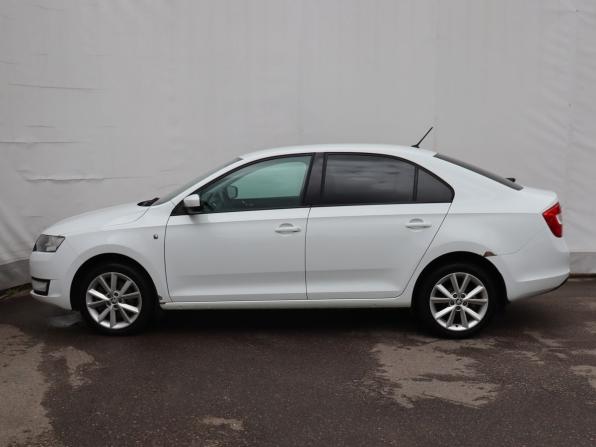 Skoda Rapid I с пробегом 2015 года, цена 960 000 рублей, 219458 км, лифтбек, Автокод Объявления