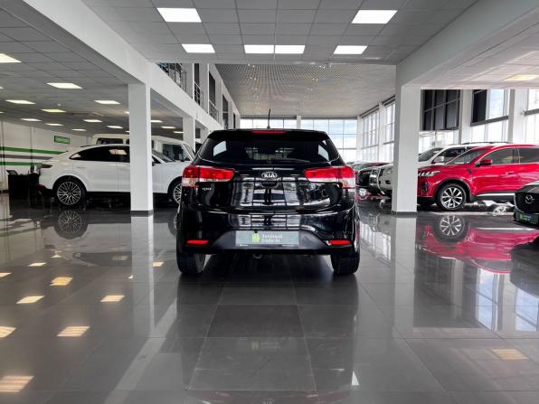 Kia Rio III Рестайлинг с пробегом 2016 года, цена 995 000 рублей, 136890 км, хэтчбек, Автокод Объявления